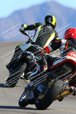 media/Jan-14-2022-Apex Assassins (Fri) [[4609ad47be]]/Trackday 2/Session 3/Turn 12 Backside/